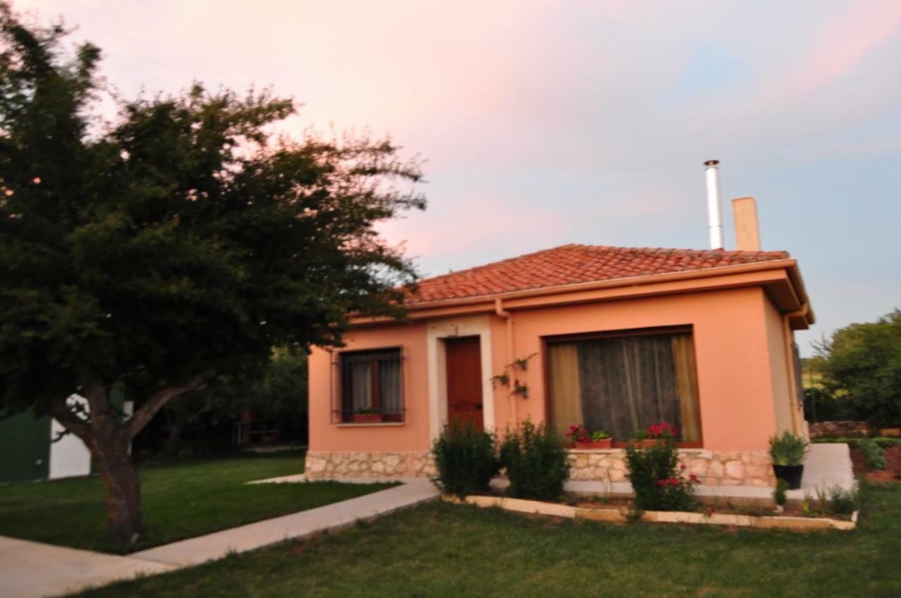 El Jardin De Manuela Santibanez del Val Exterior foto